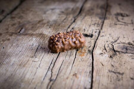 pasticcino cioccolato caramello e nocciole